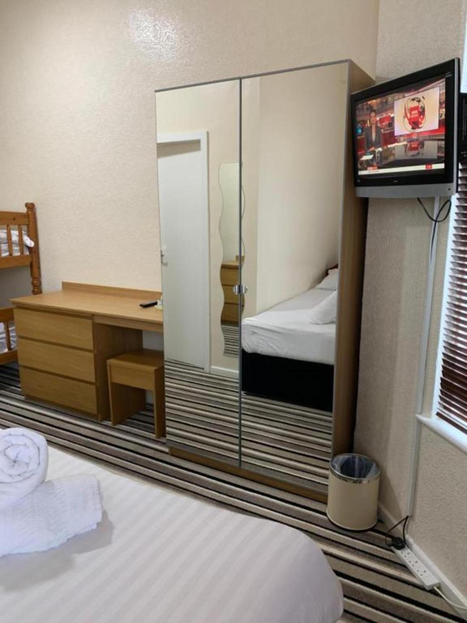 Oyo Wave Crest Hotel Blackpool Dış mekan fotoğraf