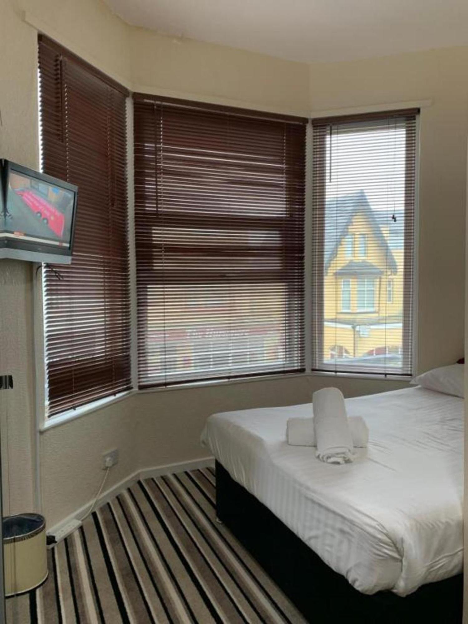 Oyo Wave Crest Hotel Blackpool Dış mekan fotoğraf