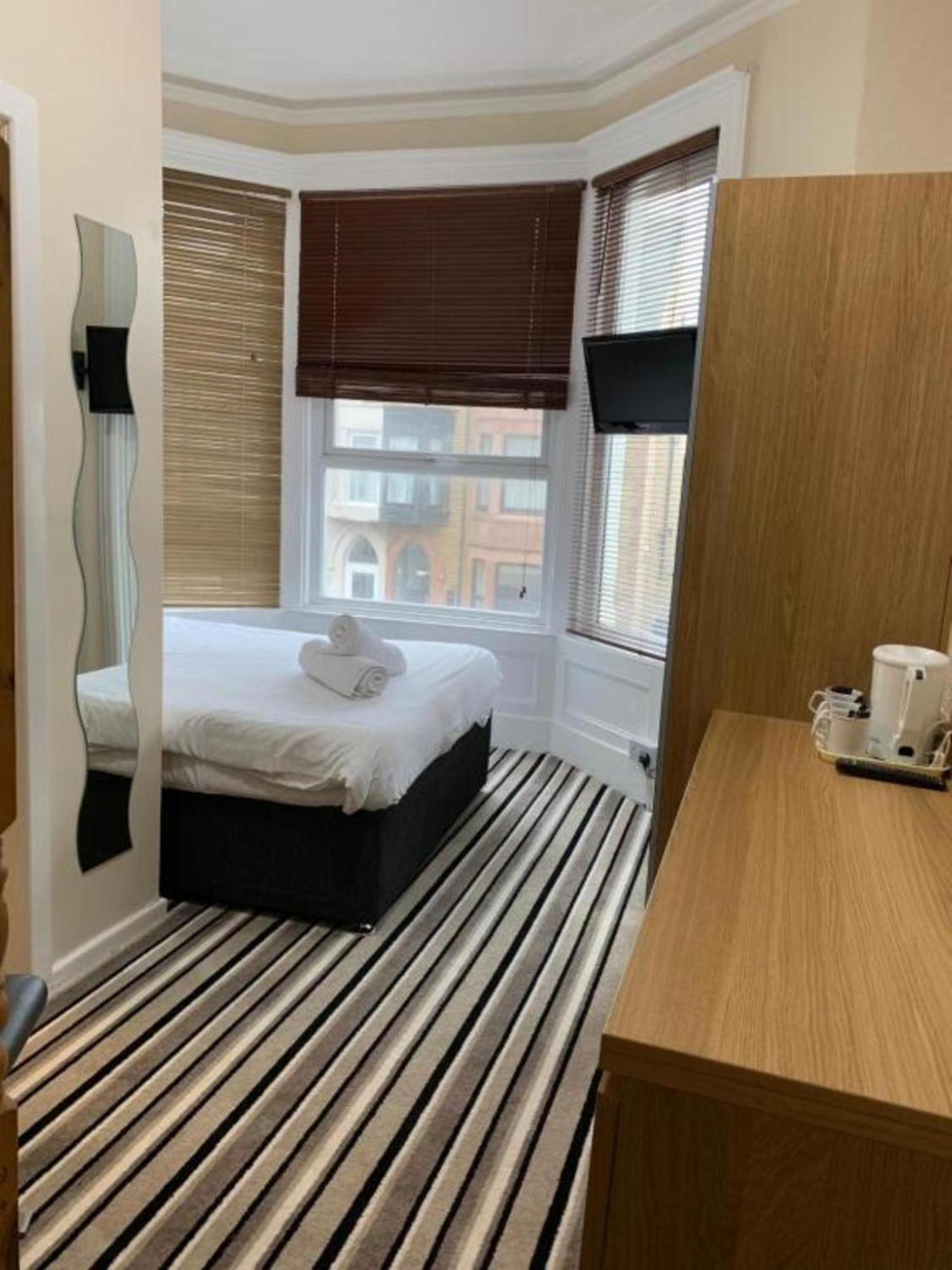 Oyo Wave Crest Hotel Blackpool Dış mekan fotoğraf