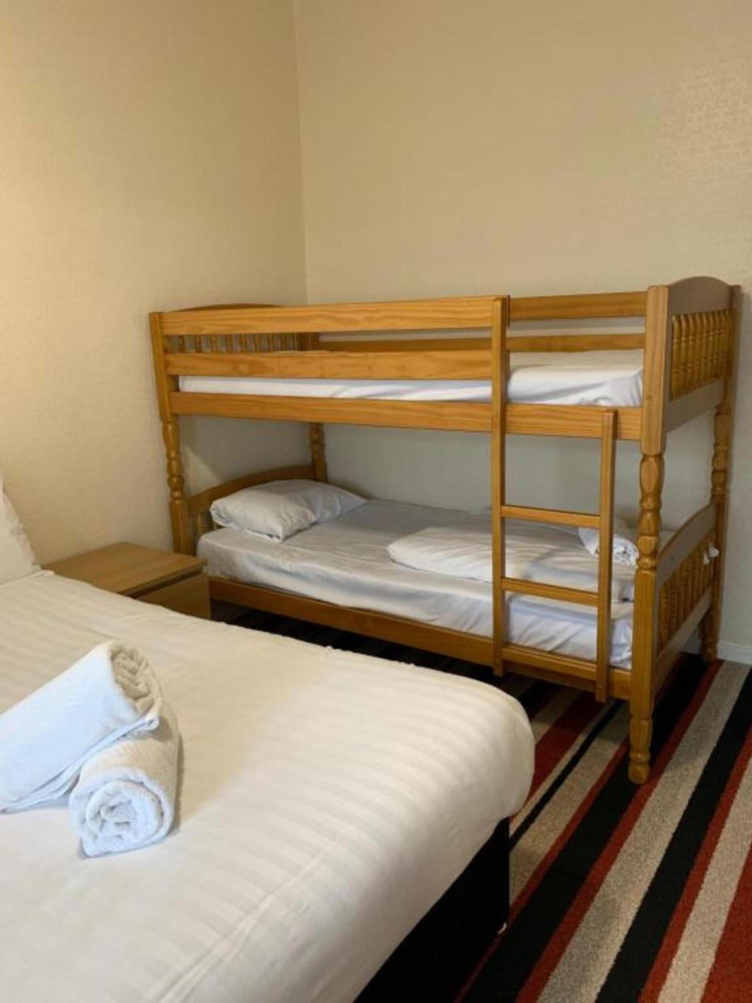 Oyo Wave Crest Hotel Blackpool Dış mekan fotoğraf