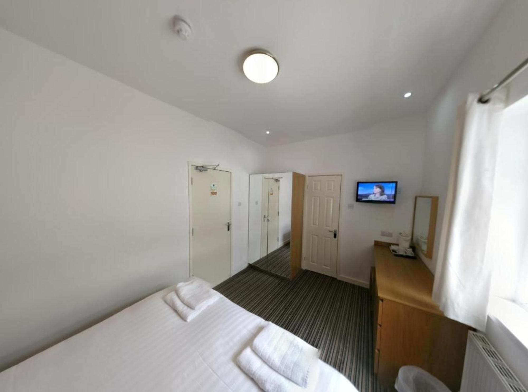 Oyo Wave Crest Hotel Blackpool Dış mekan fotoğraf